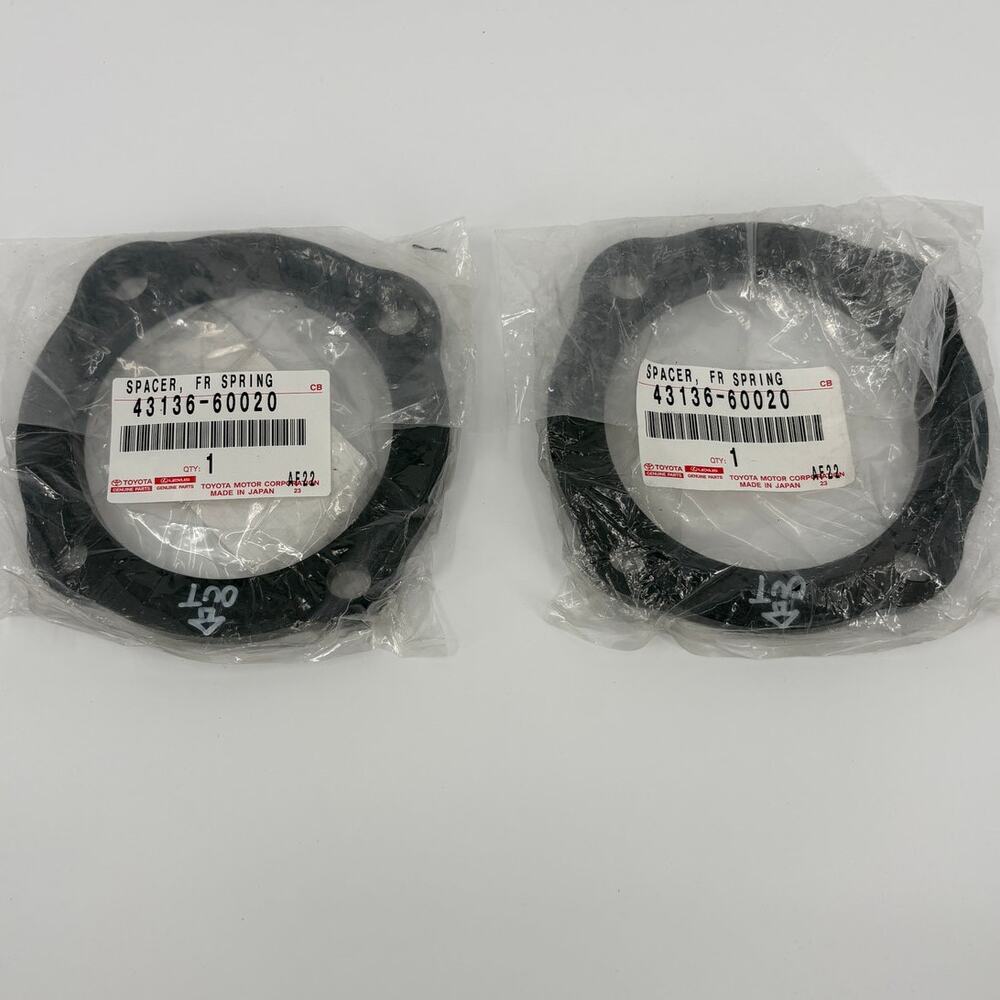 Toyota Landcruiser 200 Series/LX570 Front Spring Spacers #43136-60020 (2)